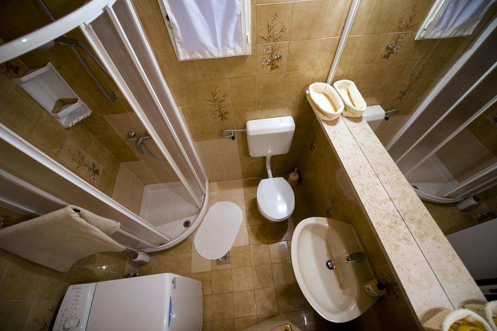 Apartment Al Porto ロヴィニ 部屋 写真
